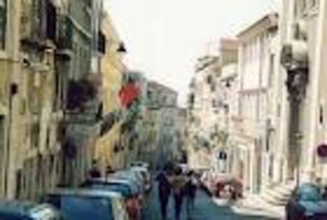 Major floods hit Lisbon, Portugal, killing 462