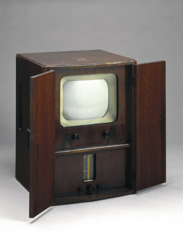 grandpa got his first TV