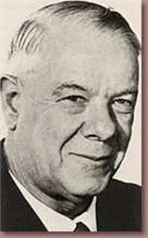 Henrich Verwoerd is assasainated.