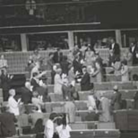 1ª sufragio universal para el Parlamento