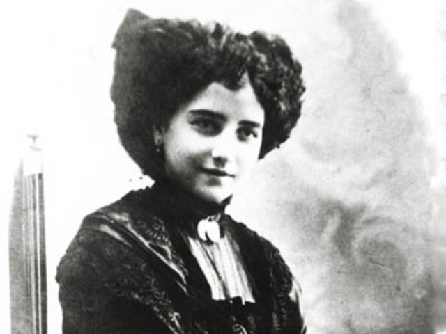 MURIÓ LA MUJER DE ANTONIO MACHADO