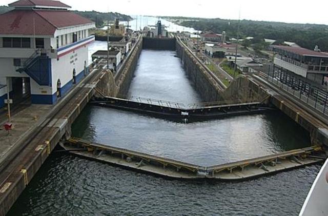 Contruccion del canal de Panama.