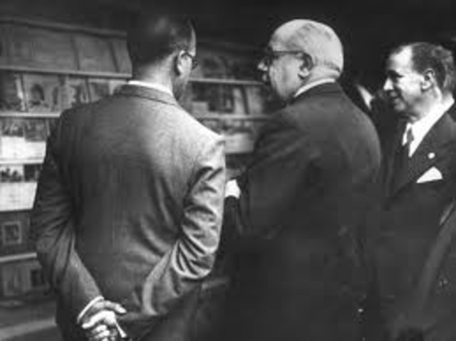 Azaña comienza la reforma del Ejército