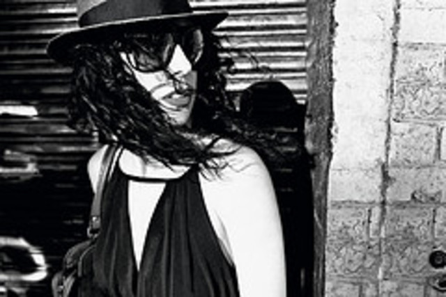 Terceiro álbum "Verde,Anil,Amarelo.Cor-de-Rosa e Carvao.