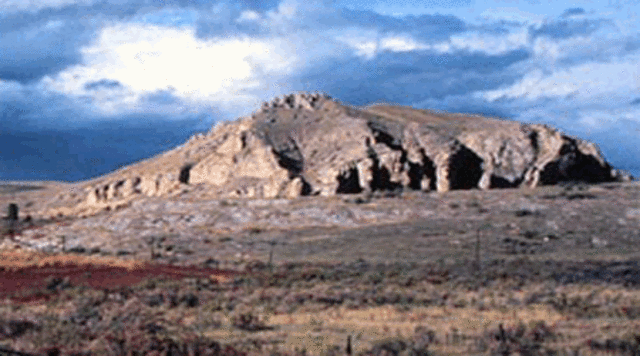 The expedition reach Beaverhead Rock
