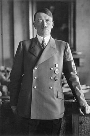 Hitler, nombrado Canciller Imperial (Reichskanzler)