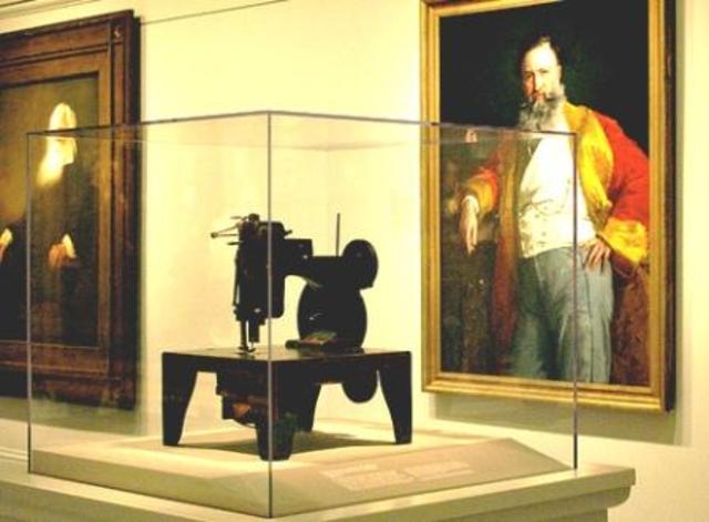 Maquina de coser a pedal