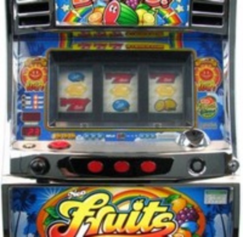 1994 –Mark Griffiths carries out research on the thinking patterns of regular gamblers ‘The role of cognitive bias and skill in fruit machine gambling’ [Core study 12]
