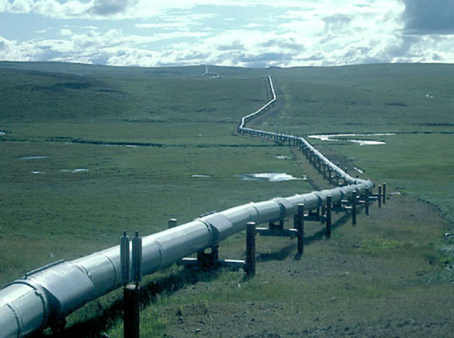 Oil pipeline
