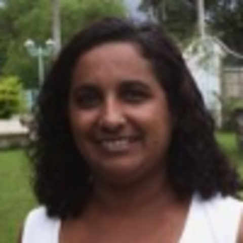 Elcinéia cita Mônica e Cris e compartilha: