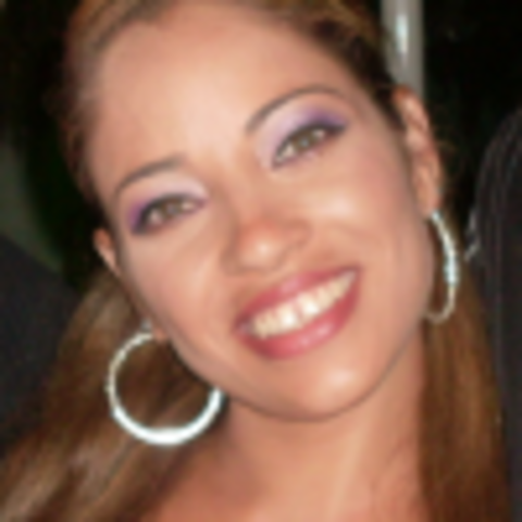 Naira cita Regina e Mônica e compartilha: