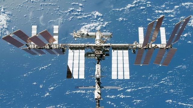 Mir space station abandoned and crashes off the coast of Australia in the Pacific Ocean.