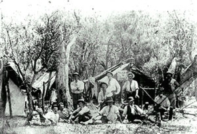 Gold discovered at Coolgardie,