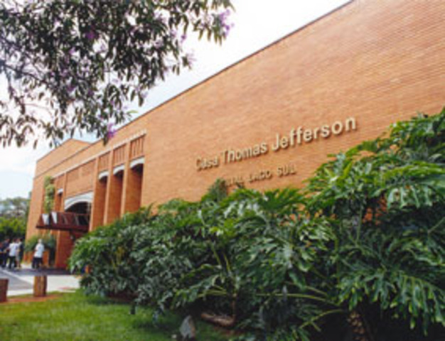 I had my first online class when I was working at Filial Lago Sul.