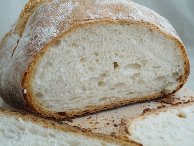 Gran repartiment de pa per la Pia Almoina