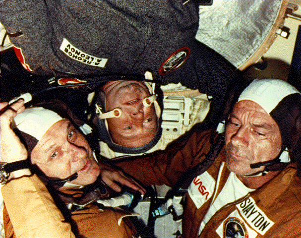 Apollo-Soyuz link up
