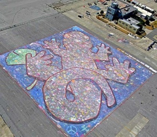 Largest chalk pavement art