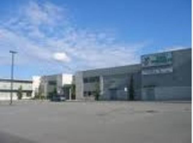 Hugh McRoberts Junior Secondary opens.