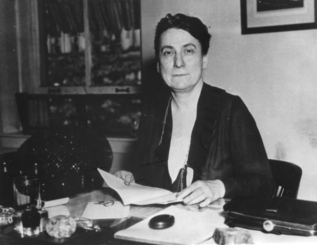 Grace Abbott was born in Grand Island, Nebraska.  Abbott was an activist who worked for women's and children's rights.