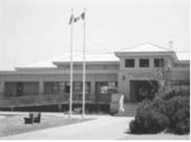 Hamilton Elementary School opens