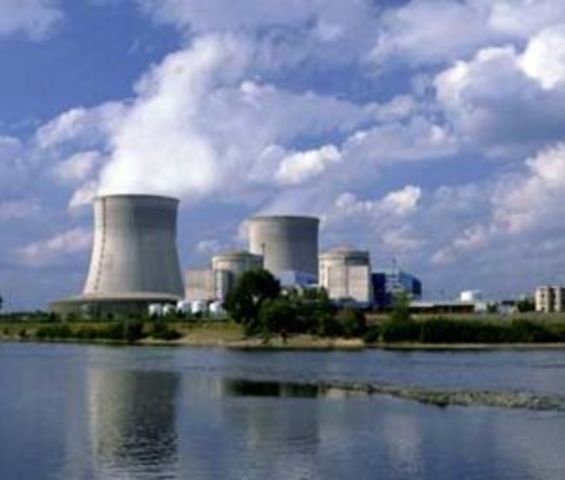 First Commerical Nuclear Power Plant