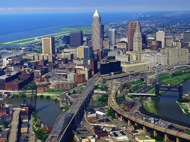 Cleveland Ohio Allows Vouchers for Religious Schools