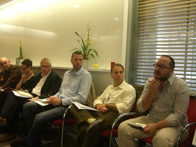 Domain Name System (DNS)