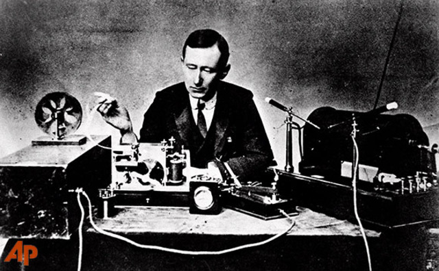 FIRST TRANSATLANTIC RADIO COMMUNICATIONS