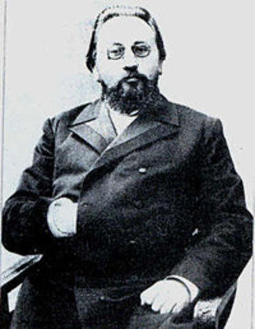 Народився Синявський