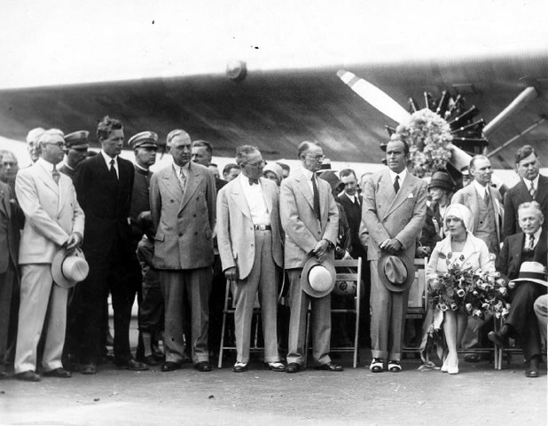 Airmail service inaugurated