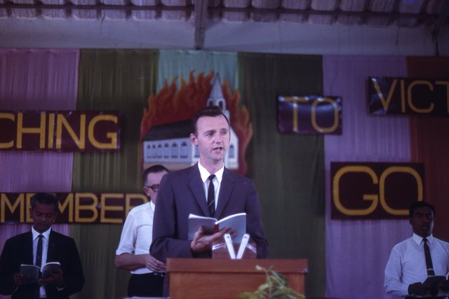 Move to Candy, Ceylon