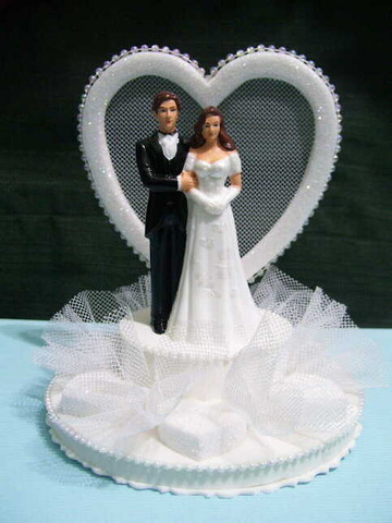 Se casa en Montevideo, en 1950, con Blanca Mora y Araujo