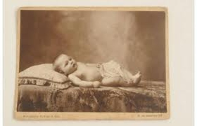 Nacimiento de Miguel Angel Asturias