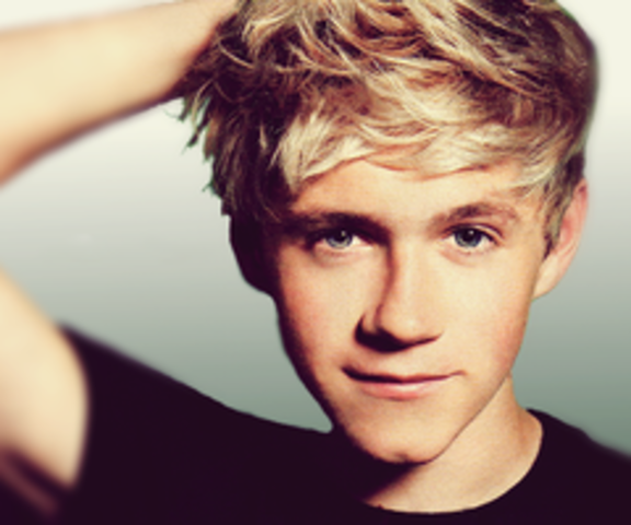 Niall Horan was born.