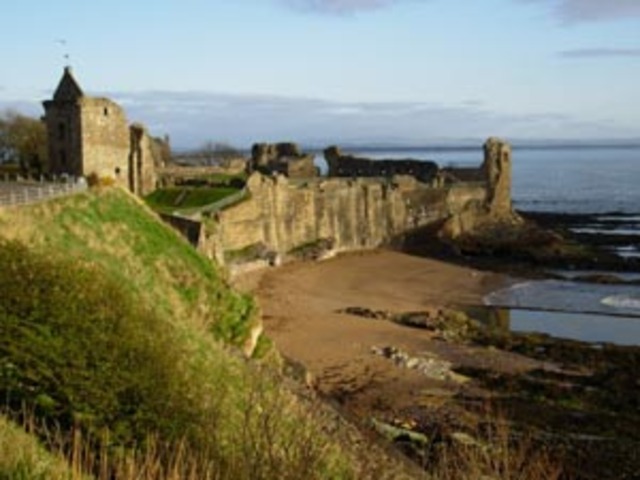 French Bombards St Andrews Castle