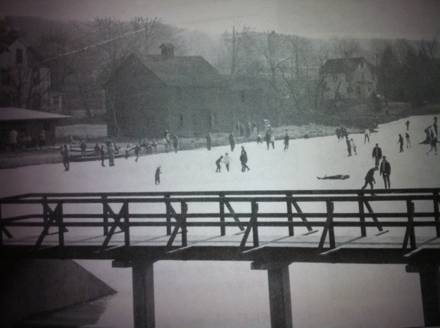Winter's Pond becomes a skating destination