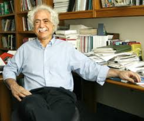 Terry Winograd at MIT develops SHRUDLU,AN NL interface to an inaginary 'block world' that was the first to demonstrate that a machine could have any real gasp of language