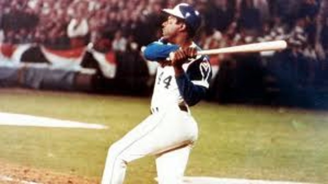 Hank Aaron breaks all time home run record