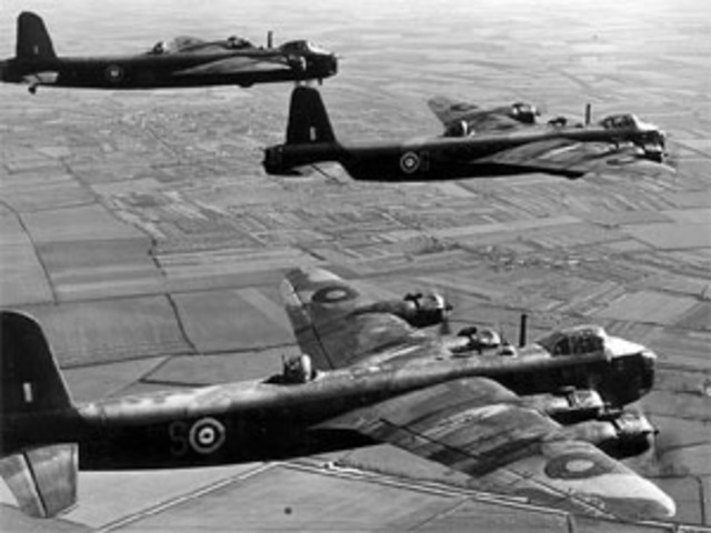 British night bombers bomb Berlin