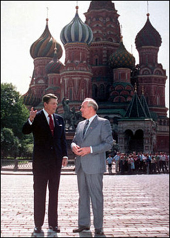 Reagan visits Moscow (VUS.13d)