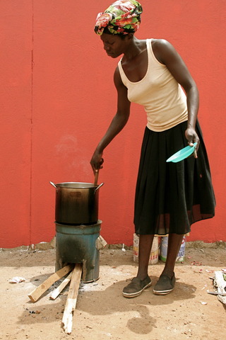 10,000 FES for the Somali Refugees