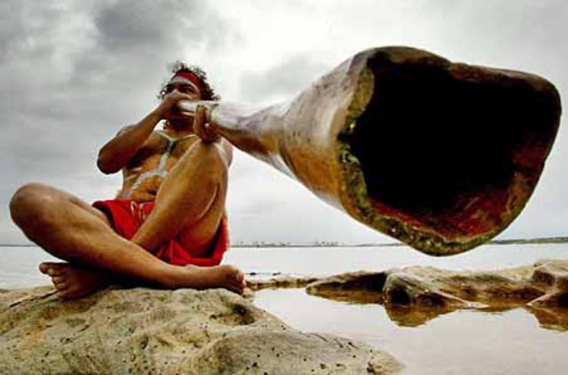 The didjeridu and the apology ceremony (in 2008)