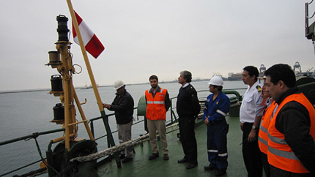 CNP adquiere primer barco portacontenedores