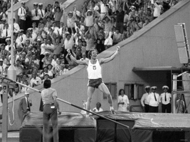 Wladyslaw Kozakiewicz – Pole Vault