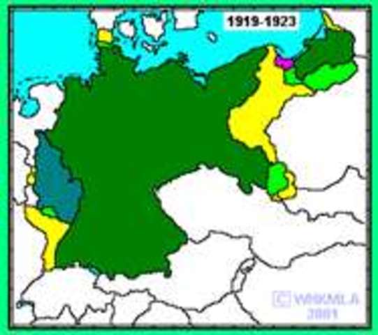 Germany is declared a republic.