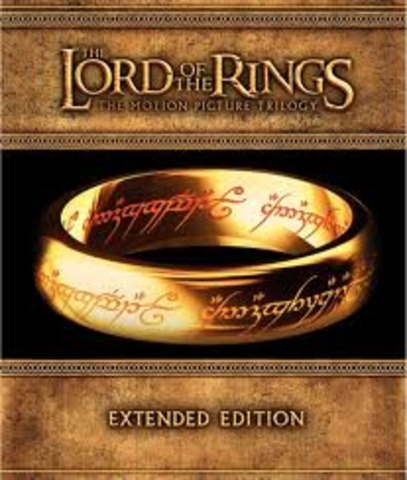 O filme do ano foi “Lord of the Rings” com efeitos fantásticos. Lançado em janeiro de 2002.