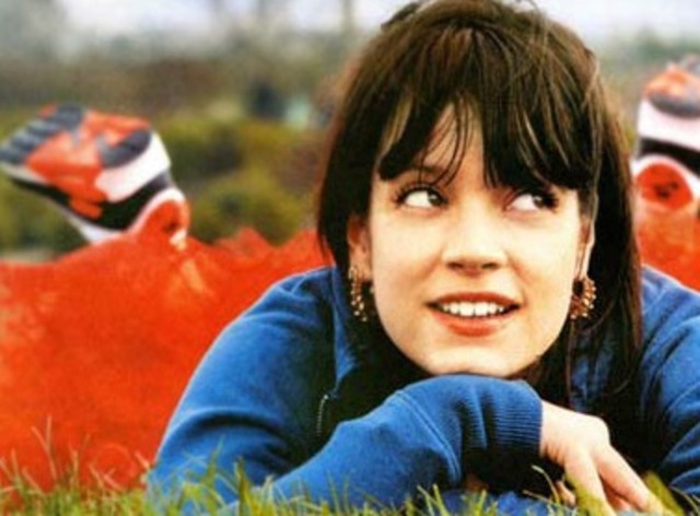 She began to study horticulture to become a florist, but changed her mind and returned to music.