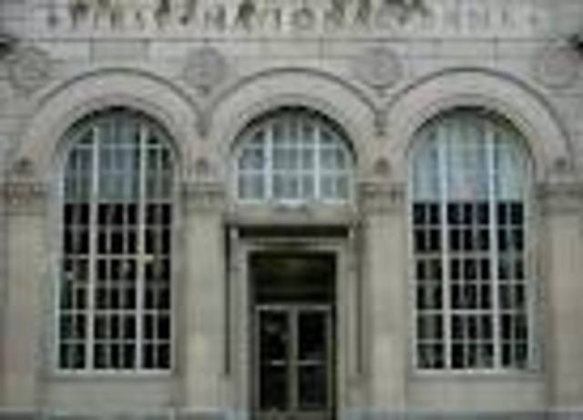 The Kelly Gang hold up a bank.