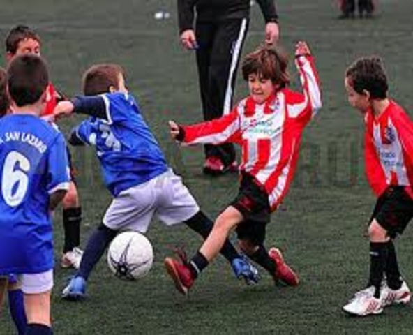 WHEN HE WAS 8 YEARS OLD,TONY DECIDED TO PLAY SOCCER IN HIS SCHOOL TEAM