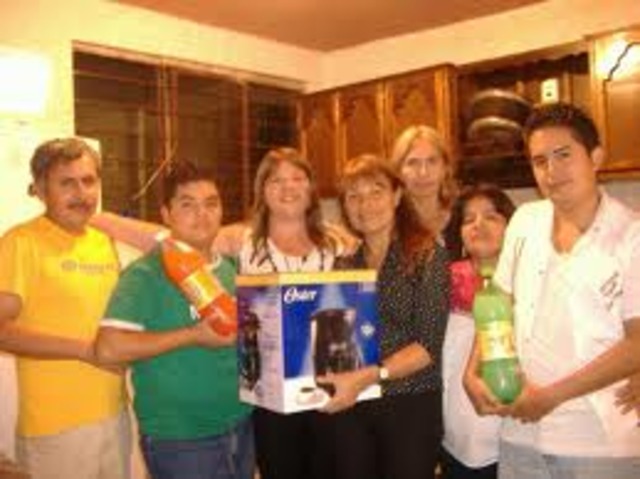 TONY CELEBRATE HIS FORTY´S WITH ALL HIS FAMILY